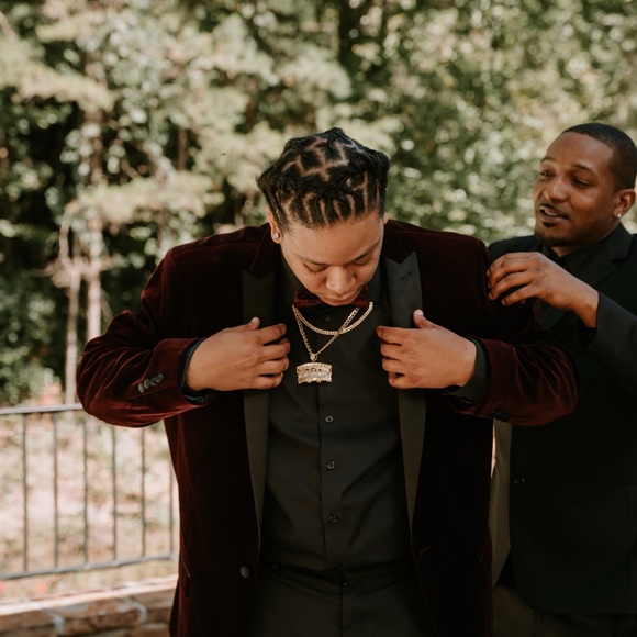 Meet your Posher, Willie - Picture 1 of 7